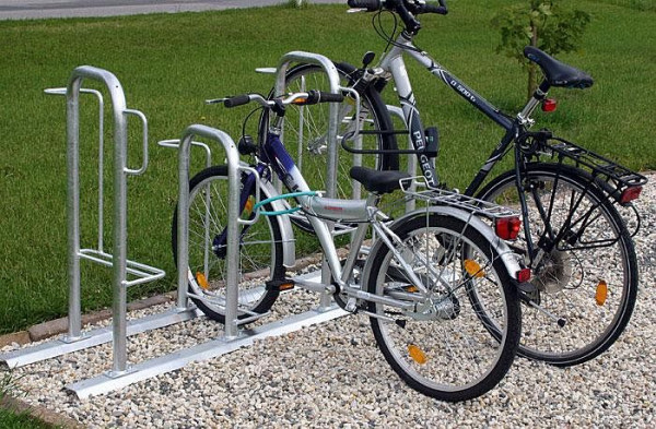 Rasti KAPPA Fahrradständer, 2er Stand, Erdbefestigung (zum Einbetonieren), einseitig, Tiefstellung, Stahlkonstruktion feuerverzinkt, 90°, F70350